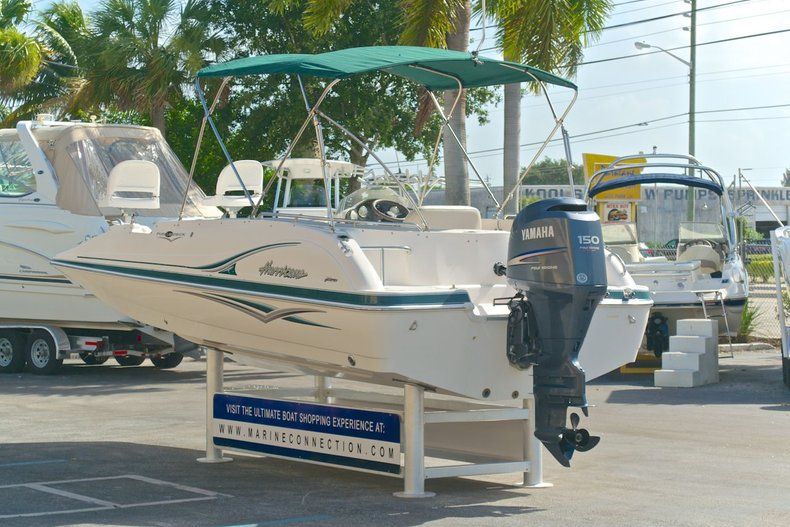 Thumbnail 16 for Used 2005 Hurricane FunDeck GS 202 OB boat for sale in West Palm Beach, FL