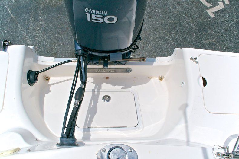 Thumbnail 36 for Used 2005 Hurricane FunDeck GS 202 OB boat for sale in West Palm Beach, FL