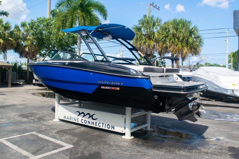 Thumbnail 5 for Used 2020 Monterey 238SS boat for sale in West Palm Beach, FL