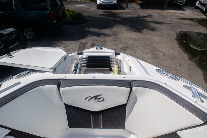Thumbnail 31 for Used 2020 Monterey 238SS boat for sale in West Palm Beach, FL