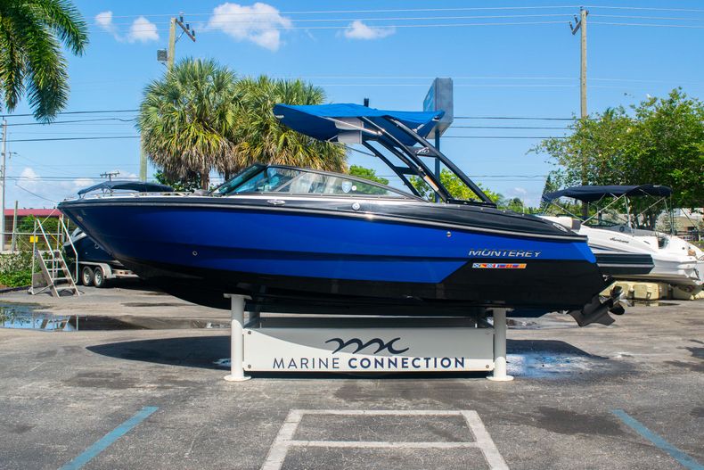 Thumbnail 4 for Used 2020 Monterey 238SS boat for sale in West Palm Beach, FL