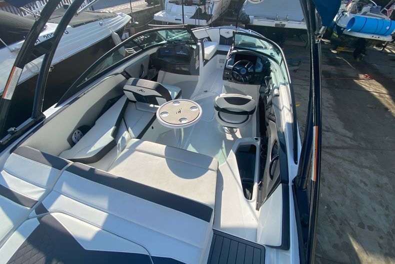 Thumbnail 9 for Used 2020 Monterey 238SS boat for sale in Aventura, FL