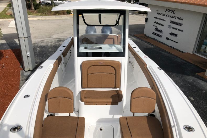 Thumbnail 17 for New 2022 Sea Hunt Ultra 275 SE boat for sale in Vero Beach, FL