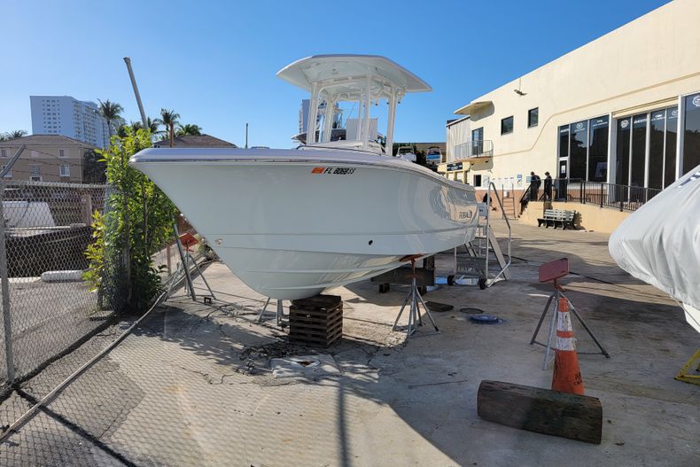 Thumbnail 1 for Used 2020 Robalo R230 Center Console boat for sale in Aventura, FL