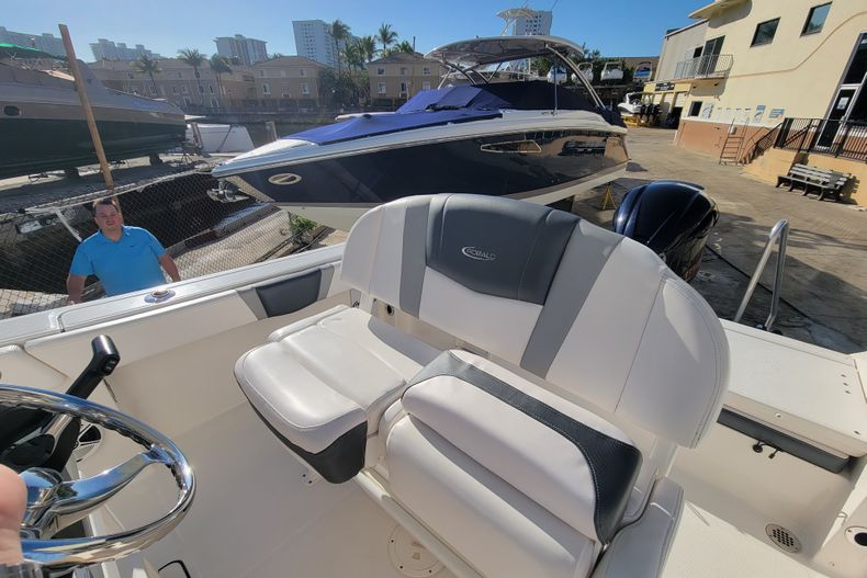 Thumbnail 7 for Used 2020 Robalo R230 Center Console boat for sale in Aventura, FL