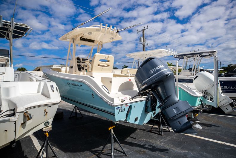 Thumbnail 3 for Used 2016 Cobia 237 CC boat for sale in Islamorada, FL