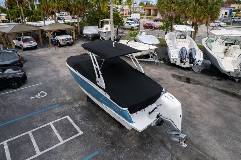 Thumbnail 40 for New 2022 Cobalt R4 OB boat for sale in West Palm Beach, FL