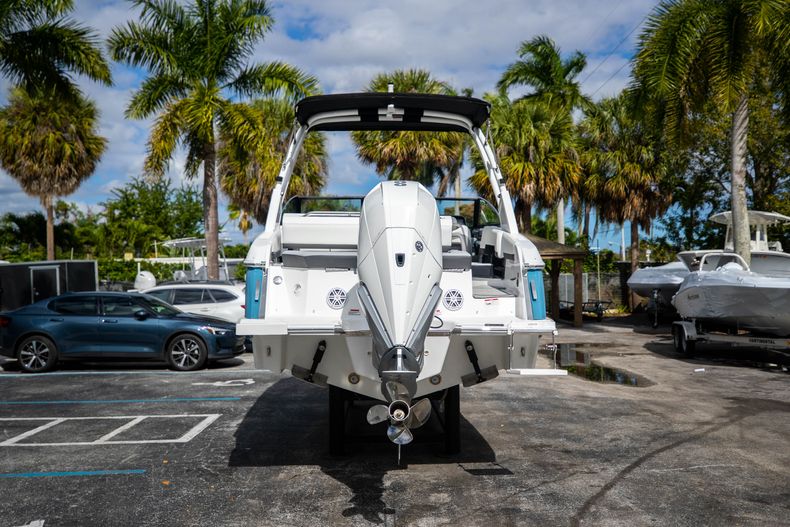 Thumbnail 6 for New 2022 Cobalt R4 OB boat for sale in West Palm Beach, FL