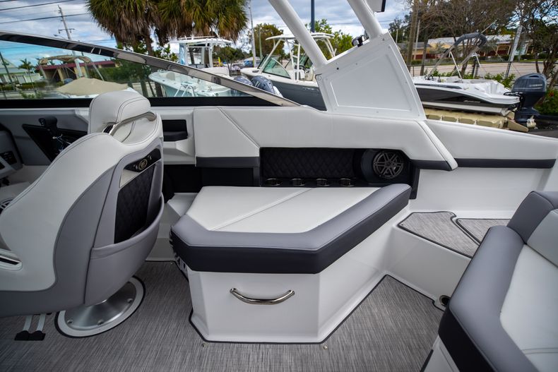 Thumbnail 13 for New 2022 Cobalt R4 OB boat for sale in West Palm Beach, FL