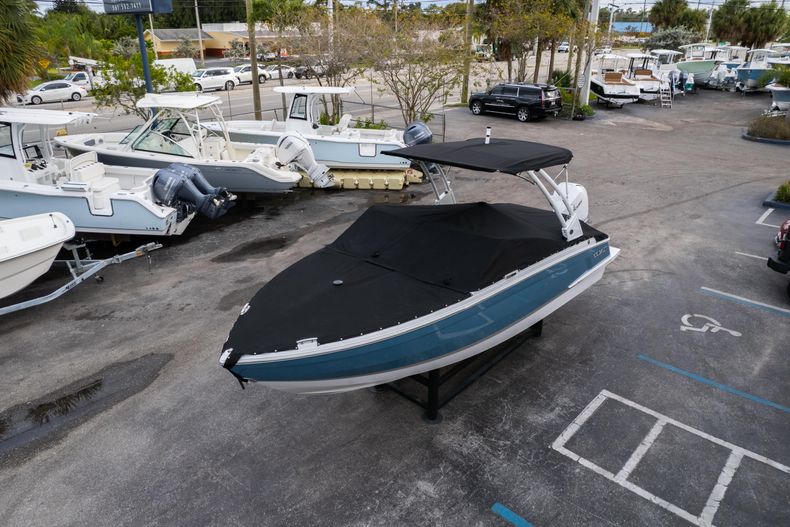 Thumbnail 38 for New 2022 Cobalt R4 OB boat for sale in West Palm Beach, FL