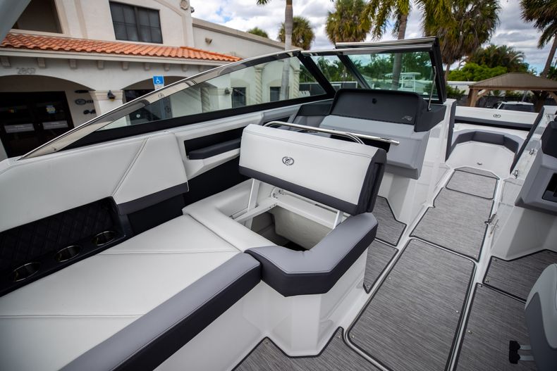 Thumbnail 20 for New 2022 Cobalt R4 OB boat for sale in West Palm Beach, FL