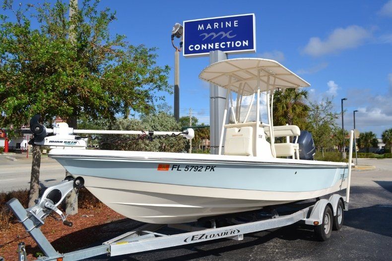 Thumbnail 1 for Used 2013 Pathfinder 2200 TRS Bay Boat boat for sale in Vero Beach, FL