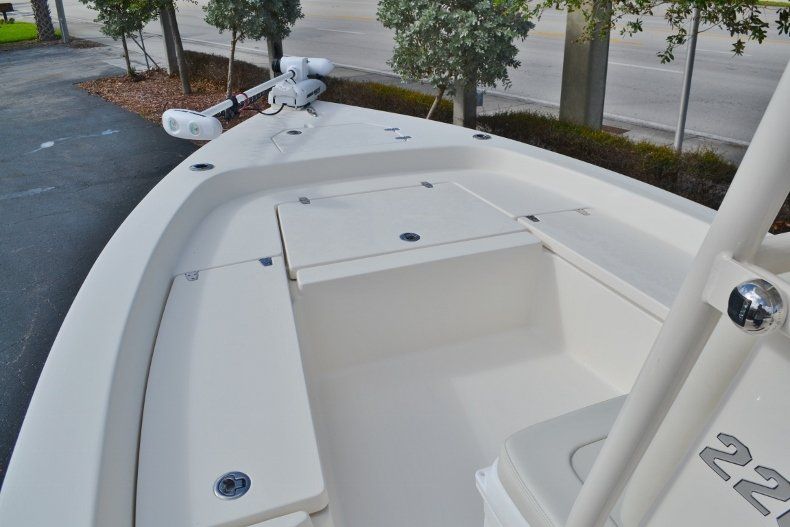 Thumbnail 11 for Used 2013 Pathfinder 2200 TRS Bay Boat boat for sale in Vero Beach, FL