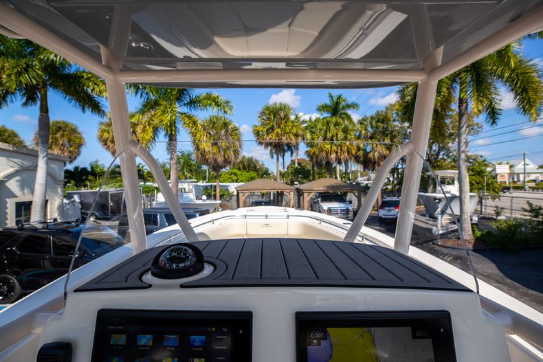 Thumbnail 33 for Used 2019 Cobia 277 CC boat for sale in West Palm Beach, FL