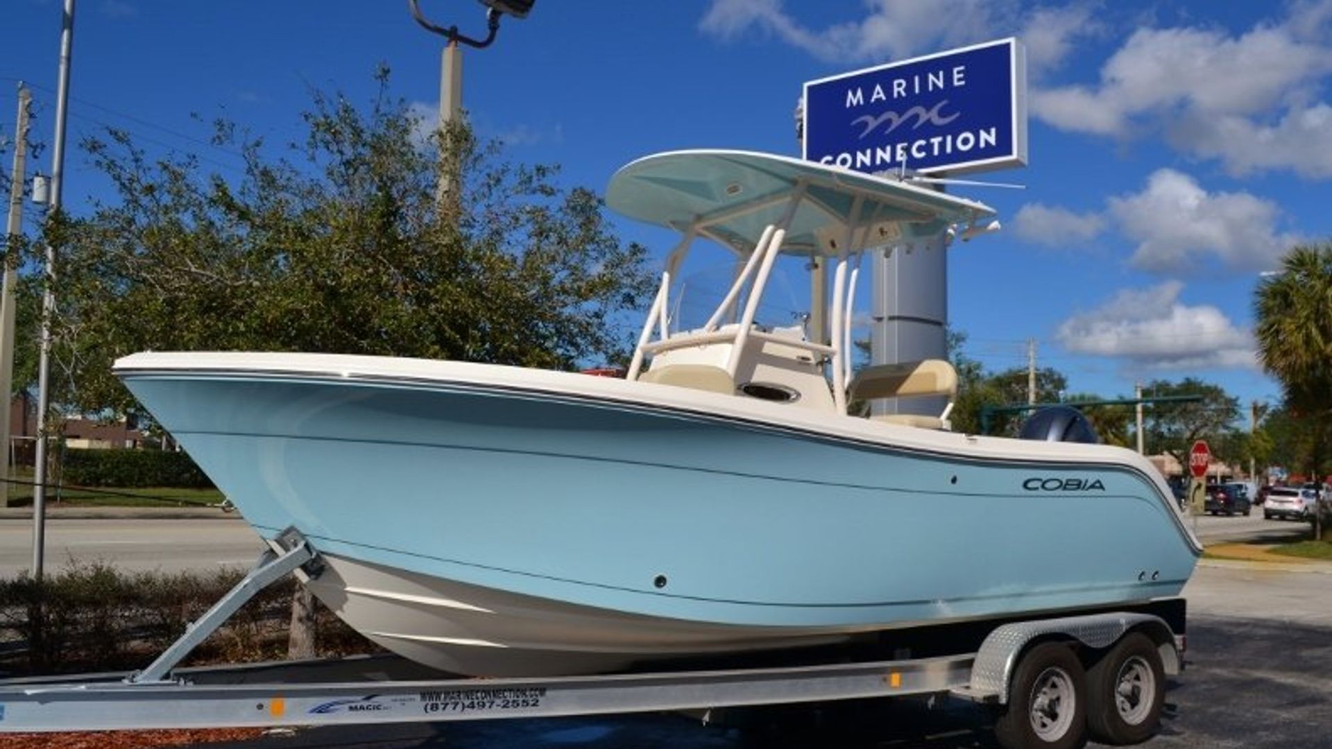 New 2018 Cobia 220 Center Console #X041 image 1