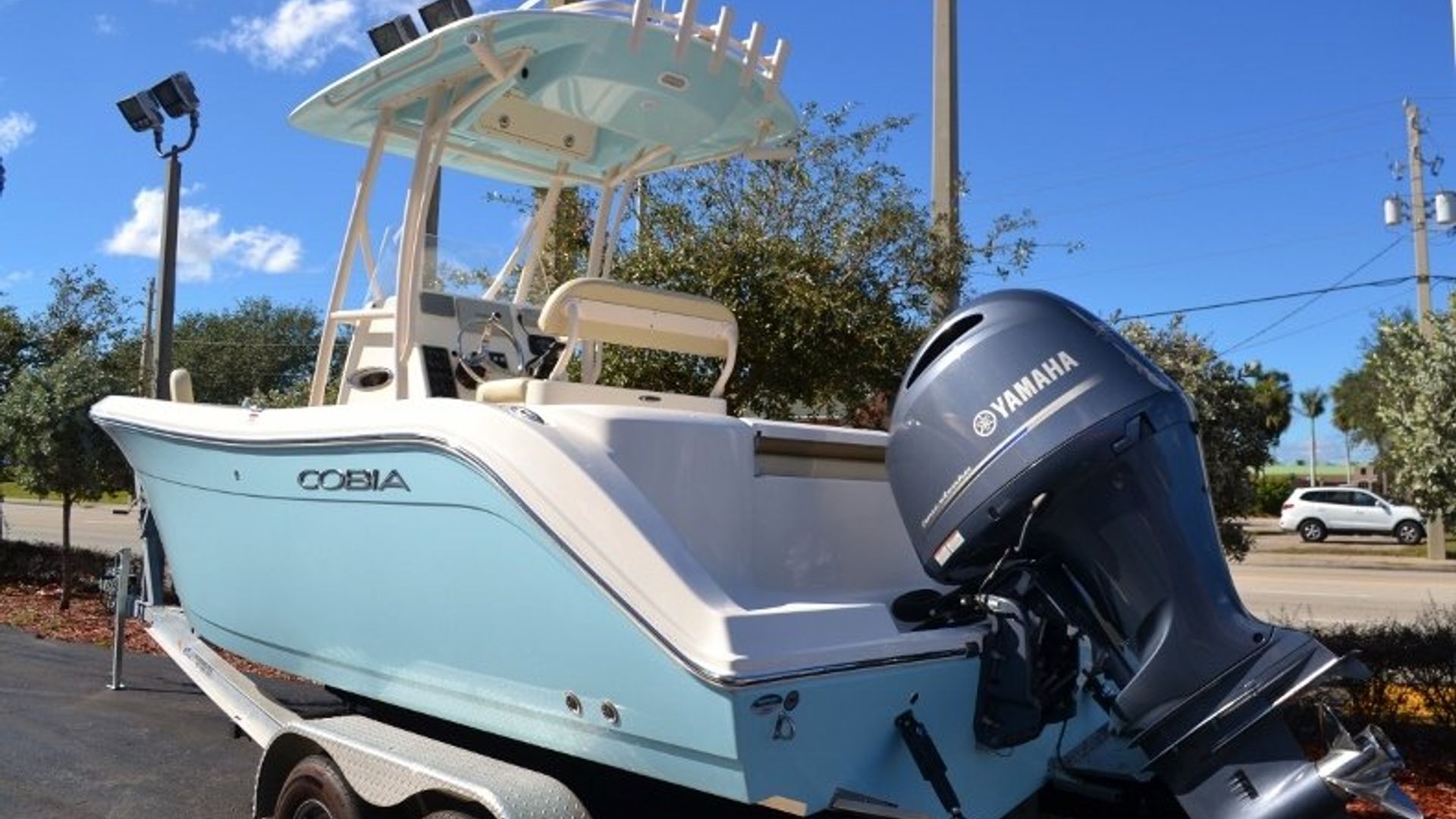 New 2018 Cobia 220 Center Console #X041 image 5