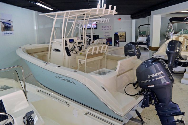 Thumbnail 3 for New 2015 Cobia 201 Center Console boat for sale in West Palm Beach, FL