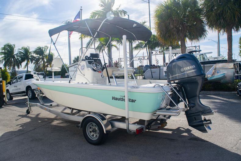 Thumbnail 5 for Used 2017 NauticStar 1910 Bay boat for sale in Fort Lauderdale, FL