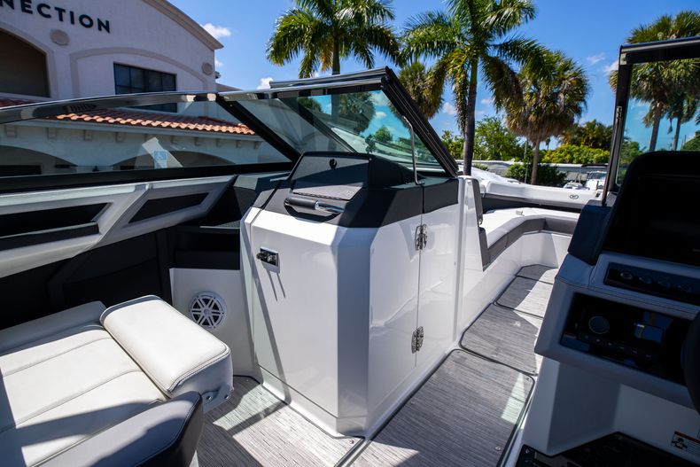 Thumbnail 28 for New 2022 Cobalt R8 OB boat for sale in West Palm Beach, FL