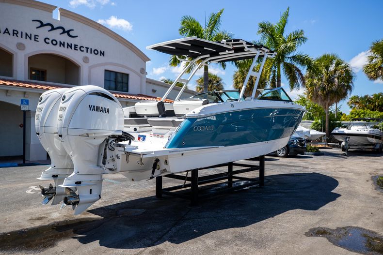 Thumbnail 7 for New 2022 Cobalt R8 OB boat for sale in West Palm Beach, FL