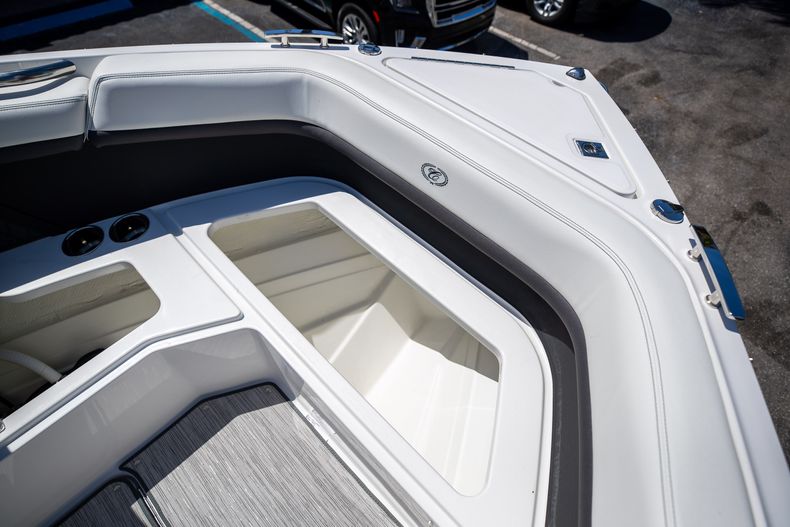 Thumbnail 38 for New 2022 Cobalt R8 OB boat for sale in West Palm Beach, FL