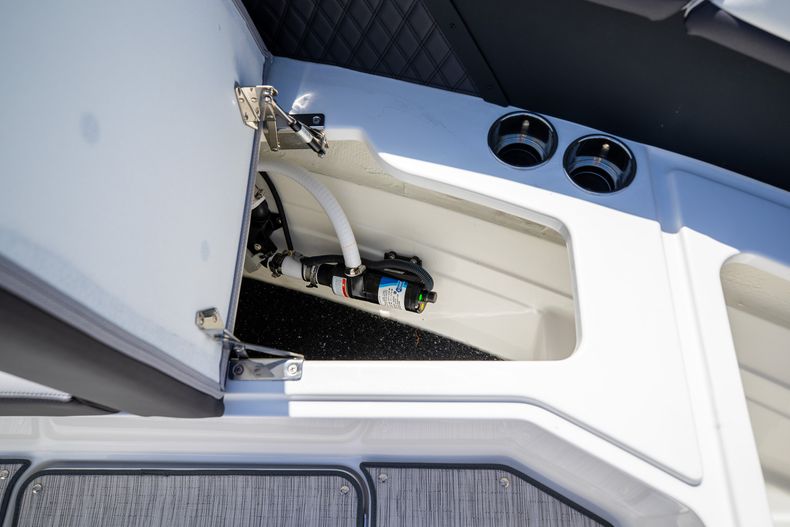 Thumbnail 39 for New 2022 Cobalt R8 OB boat for sale in West Palm Beach, FL
