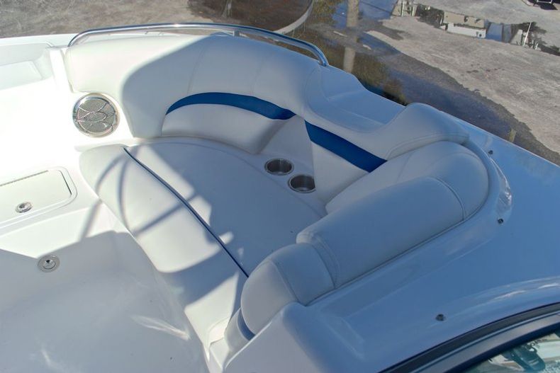 Thumbnail 39 for New 2013 Hurricane SunDeck SD 2000 OB boat for sale in West Palm Beach, FL