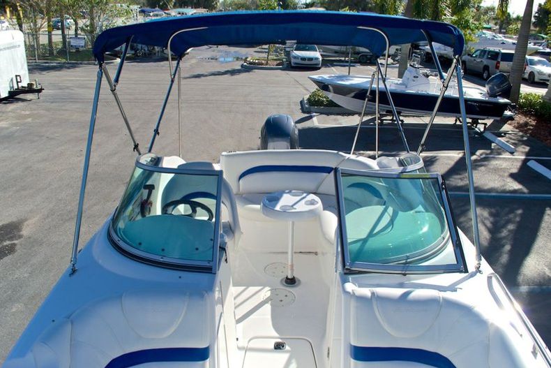 Thumbnail 46 for New 2013 Hurricane SunDeck SD 2000 OB boat for sale in West Palm Beach, FL
