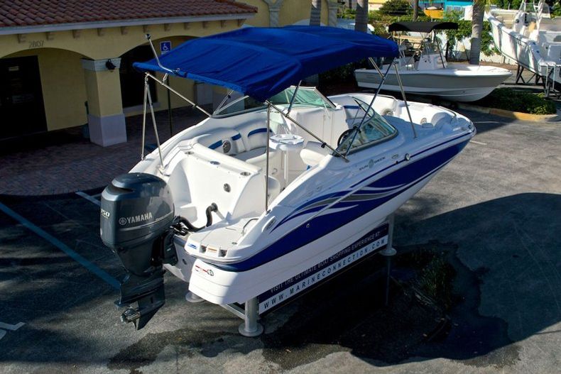 Thumbnail 51 for New 2013 Hurricane SunDeck SD 2000 OB boat for sale in West Palm Beach, FL