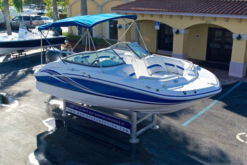Thumbnail 53 for New 2013 Hurricane SunDeck SD 2000 OB boat for sale in West Palm Beach, FL