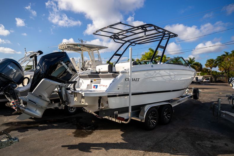 Thumbnail 2 for New 2022 Cobalt R6 OB boat for sale in West Palm Beach, FL