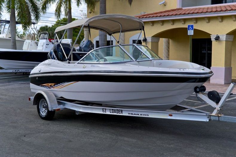 Thumbnail 2 for Used 2005 Starcraft C Star 1600 Bowrider boat for sale in West Palm Beach, FL