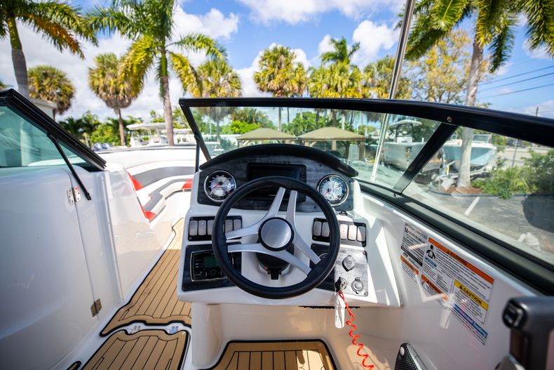 Thumbnail 21 for Used 2019 Hurricane SD 2486 OB boat for sale in West Palm Beach, FL