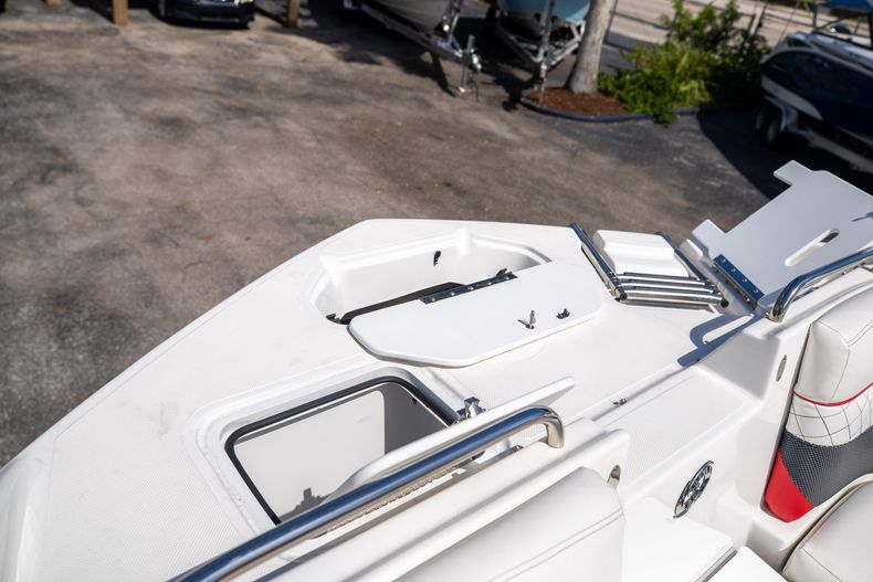 Thumbnail 43 for Used 2019 Hurricane SD 2486 OB boat for sale in West Palm Beach, FL
