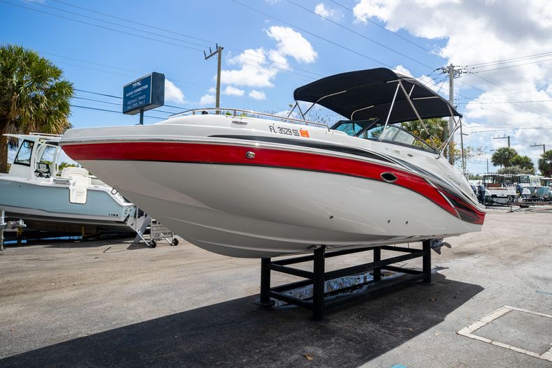 Thumbnail 4 for Used 2019 Hurricane SD 2486 OB boat for sale in West Palm Beach, FL