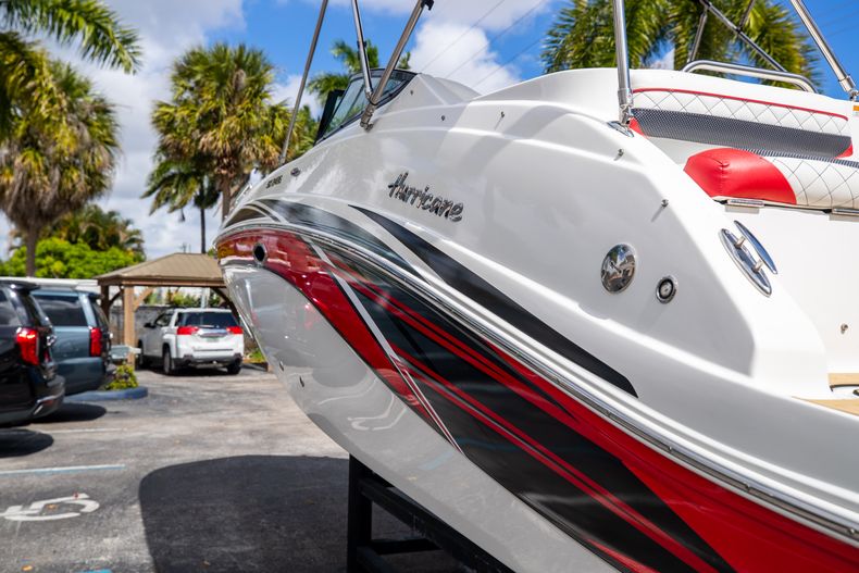 Thumbnail 8 for Used 2019 Hurricane SD 2486 OB boat for sale in West Palm Beach, FL