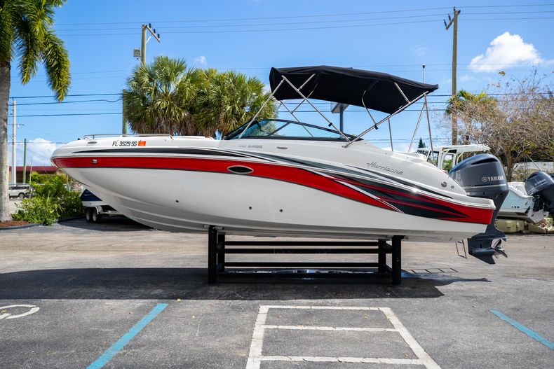 Thumbnail 6 for Used 2019 Hurricane SD 2486 OB boat for sale in West Palm Beach, FL