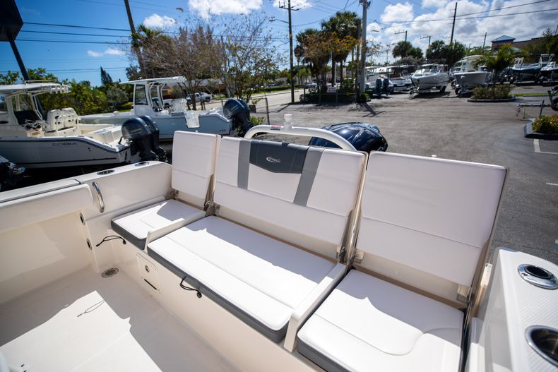 Thumbnail 17 for Used 2020 Robalo R230 Center Console boat for sale in West Palm Beach, FL