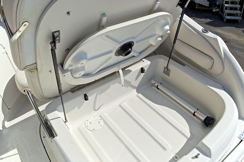Thumbnail 51 for Used 2005 Crownline 270 CR Cruiser boat for sale in West Palm Beach, FL