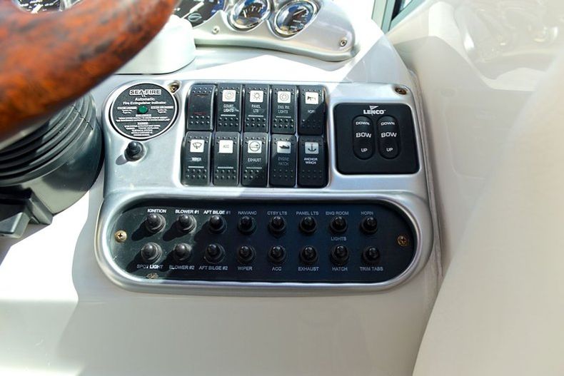 Thumbnail 66 for Used 2005 Crownline 270 CR Cruiser boat for sale in West Palm Beach, FL