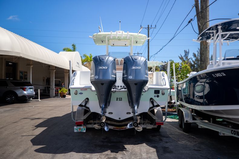 Thumbnail 2 for Used 2015 Sea Hunt Gamefish 30 boat for sale in West Palm Beach, FL