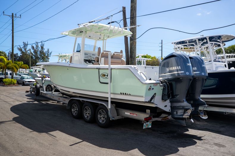 Thumbnail 1 for Used 2015 Sea Hunt Gamefish 30 boat for sale in West Palm Beach, FL