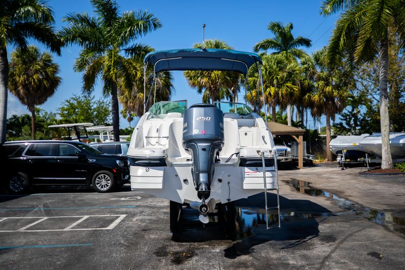 Thumbnail 9 for Used 2014 Hurricane SunDeck SD 2400 OB boat for sale in West Palm Beach, FL