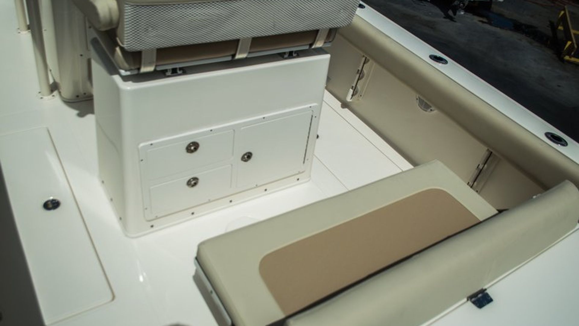 New 2015 Cobia 256 Center Console #K033 image 12