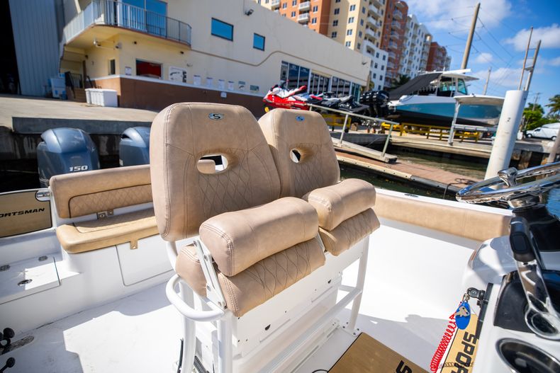 Thumbnail 18 for Used 2020 Sportsman Heritage 251 Center Console boat for sale in Aventura, FL