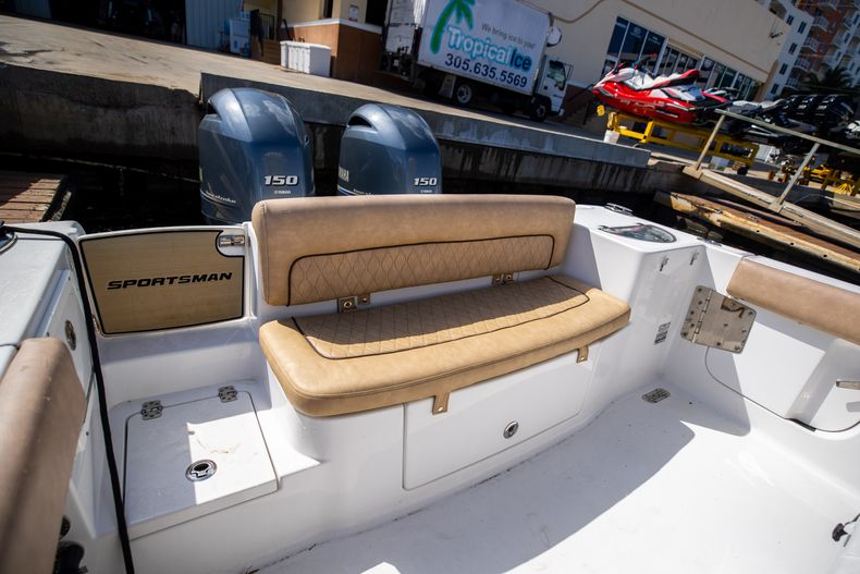 Thumbnail 4 for Used 2020 Sportsman Heritage 251 Center Console boat for sale in Aventura, FL