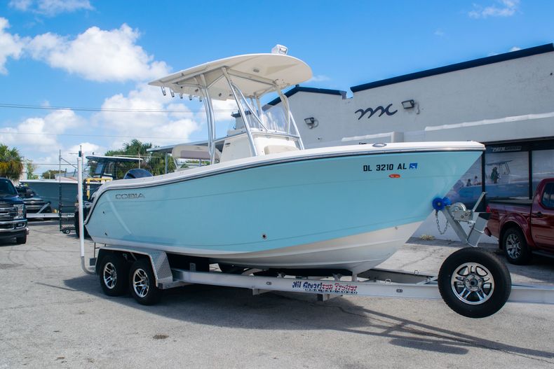 Thumbnail 1 for Used 2018 Cobia 201 CC boat for sale in Fort Lauderdale, FL