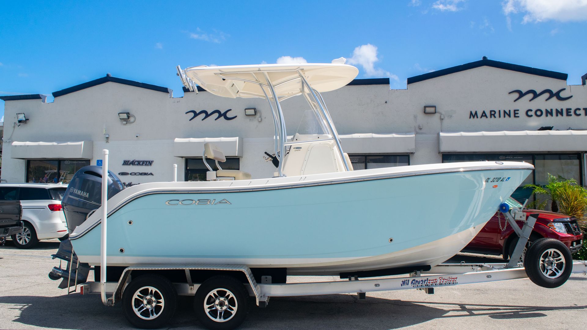 Used 2018 Cobia 201 CC #T004 image 1