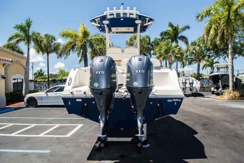 Thumbnail 6 for New 2015 Cobia 237 Center Console boat for sale in West Palm Beach, FL
