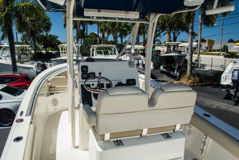 Thumbnail 9 for New 2015 Cobia 237 Center Console boat for sale in West Palm Beach, FL
